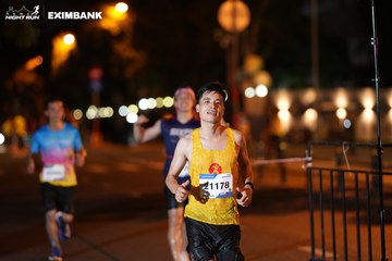 HO CHI MINH CITY NIGHT RUN EXIMBANK 2024 - Ảnh #2159097