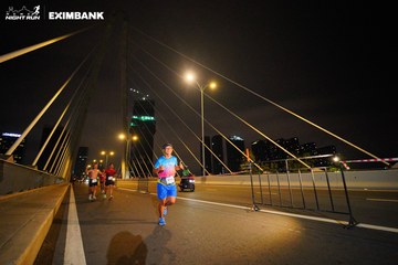 HO CHI MINH CITY NIGHT RUN EXIMBANK 2024 - Ảnh #2024743