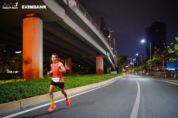 HO CHI MINH CITY NIGHT RUN EXIMBANK 2024 - Ảnh #1988489
