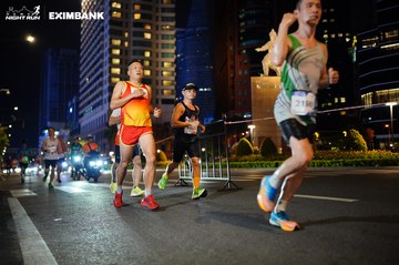 HO CHI MINH CITY NIGHT RUN EXIMBANK 2024 - Ảnh #1989244