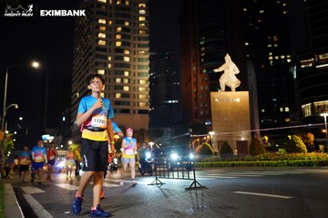 HO CHI MINH CITY NIGHT RUN EXIMBANK 2024 - Ảnh #1990975