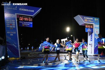 HO CHI MINH CITY NIGHT RUN EXIMBANK 2024 - Ảnh #2064899