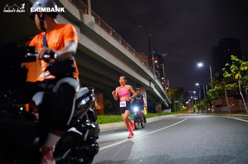 HO CHI MINH CITY NIGHT RUN EXIMBANK 2024 - Ảnh #1988564