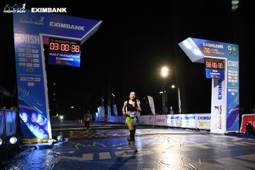 HO CHI MINH CITY NIGHT RUN EXIMBANK 2024 - Ảnh #2061461
