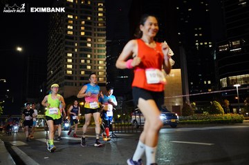 HO CHI MINH CITY NIGHT RUN EXIMBANK 2024 - Ảnh #1990735