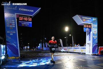 HO CHI MINH CITY NIGHT RUN EXIMBANK 2024 - Ảnh #2063782