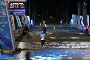HO CHI MINH CITY NIGHT RUN EXIMBANK 2024 - Ảnh #2028055