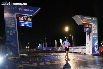 HO CHI MINH CITY NIGHT RUN EXIMBANK 2024 - Ảnh #2061740