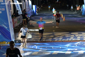 HO CHI MINH CITY NIGHT RUN EXIMBANK 2024 - Ảnh #2029986