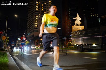 HO CHI MINH CITY NIGHT RUN EXIMBANK 2024 - Ảnh #1990687