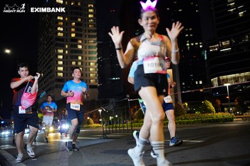 HO CHI MINH CITY NIGHT RUN EXIMBANK 2024 - Ảnh #1991380