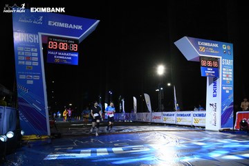 HO CHI MINH CITY NIGHT RUN EXIMBANK 2024 - Ảnh #2061080