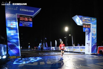 HO CHI MINH CITY NIGHT RUN EXIMBANK 2024 - Ảnh #2065658