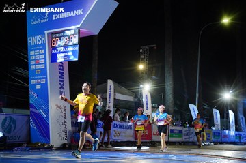 HO CHI MINH CITY NIGHT RUN EXIMBANK 2024 - Ảnh #2034005