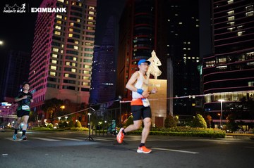 HO CHI MINH CITY NIGHT RUN EXIMBANK 2024 - Ảnh #1990449