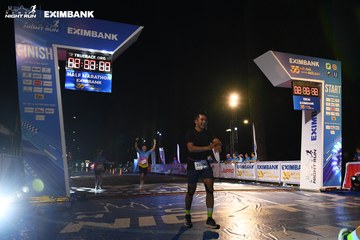 HO CHI MINH CITY NIGHT RUN EXIMBANK 2024 - Ảnh #2059270