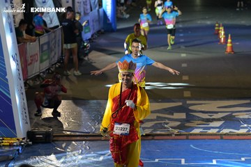 HO CHI MINH CITY NIGHT RUN EXIMBANK 2024 - Ảnh #2030246