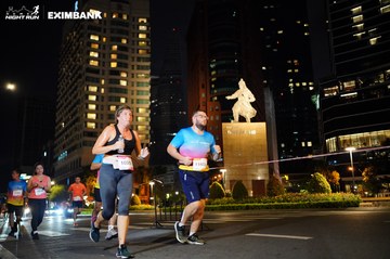 HO CHI MINH CITY NIGHT RUN EXIMBANK 2024 - Ảnh #1991786