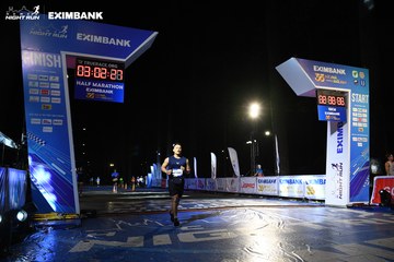 HO CHI MINH CITY NIGHT RUN EXIMBANK 2024 - Ảnh #2062731