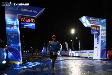 HO CHI MINH CITY NIGHT RUN EXIMBANK 2024 - Ảnh #2060355