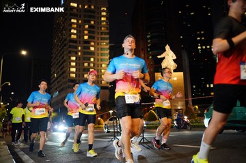 HO CHI MINH CITY NIGHT RUN EXIMBANK 2024 - Ảnh #1989808