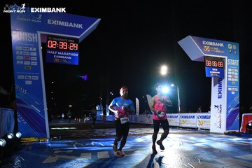 HO CHI MINH CITY NIGHT RUN EXIMBANK 2024 - Ảnh #2060596