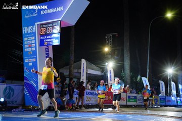 HO CHI MINH CITY NIGHT RUN EXIMBANK 2024 - Ảnh #2034001