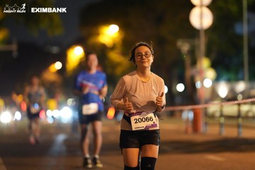 HO CHI MINH CITY NIGHT RUN EXIMBANK 2024 - Ảnh #2160158