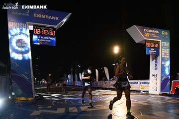 HO CHI MINH CITY NIGHT RUN EXIMBANK 2024 - Ảnh #2059258