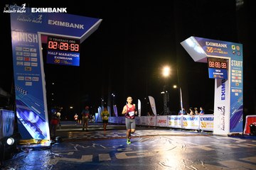 HO CHI MINH CITY NIGHT RUN EXIMBANK 2024 - Ảnh #2065362
