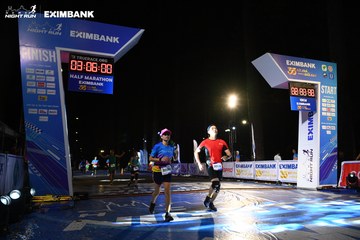 HO CHI MINH CITY NIGHT RUN EXIMBANK 2024 - Ảnh #2064749