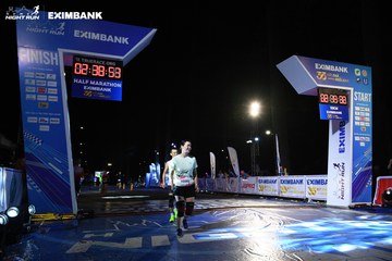 HO CHI MINH CITY NIGHT RUN EXIMBANK 2024 - Ảnh #2060063