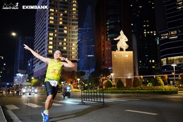 HO CHI MINH CITY NIGHT RUN EXIMBANK 2024 - Ảnh #1990453