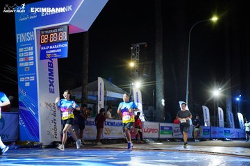 HO CHI MINH CITY NIGHT RUN EXIMBANK 2024 - Ảnh #2035101