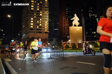 HO CHI MINH CITY NIGHT RUN EXIMBANK 2024 - Ảnh #1991547