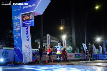 HO CHI MINH CITY NIGHT RUN EXIMBANK 2024 - Ảnh #2035195