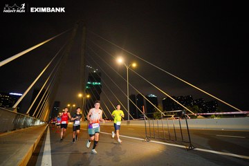 HO CHI MINH CITY NIGHT RUN EXIMBANK 2024 - Ảnh #2024378