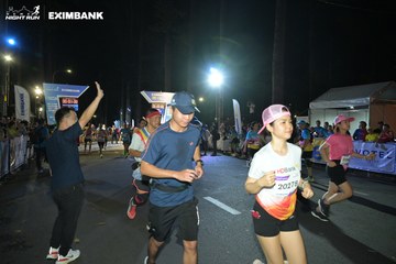 HO CHI MINH CITY NIGHT RUN EXIMBANK 2024 - Ảnh #1970833