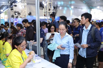 HO CHI MINH CITY NIGHT RUN EXIMBANK 2024 - Ảnh #1964602