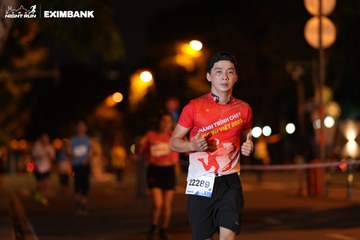 HO CHI MINH CITY NIGHT RUN EXIMBANK 2024 - Ảnh #2159889