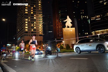 HO CHI MINH CITY NIGHT RUN EXIMBANK 2024 - Ảnh #1991081