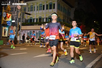 HO CHI MINH CITY NIGHT RUN EXIMBANK 2024 - Ảnh #2032031