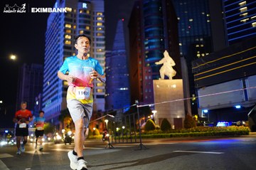 HO CHI MINH CITY NIGHT RUN EXIMBANK 2024 - Ảnh #1990339