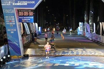 HO CHI MINH CITY NIGHT RUN EXIMBANK 2024 - Ảnh #2028980