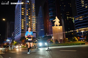 HO CHI MINH CITY NIGHT RUN EXIMBANK 2024 - Ảnh #1989964