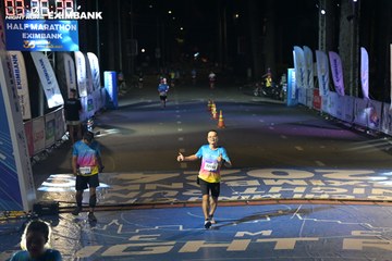 HO CHI MINH CITY NIGHT RUN EXIMBANK 2024 - Ảnh #2026267