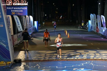 HO CHI MINH CITY NIGHT RUN EXIMBANK 2024 - Ảnh #2025995