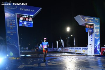 HO CHI MINH CITY NIGHT RUN EXIMBANK 2024 - Ảnh #2061027