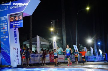 HO CHI MINH CITY NIGHT RUN EXIMBANK 2024 - Ảnh #2032903