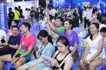 HO CHI MINH CITY NIGHT RUN EXIMBANK 2024 - Ảnh #1965124